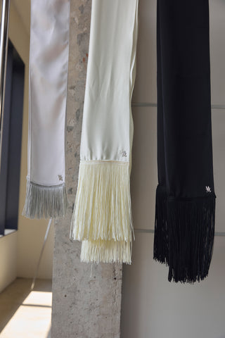 City Tassel Scraf